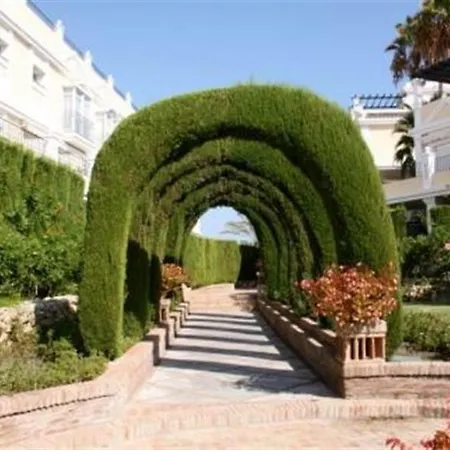 Apartment Aloha Gardens Near Puerto Banus With Breathtaking Mountain View